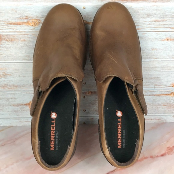 Merrell Shiloh Clogs in Oak Brown leather - Picture 7 of 13